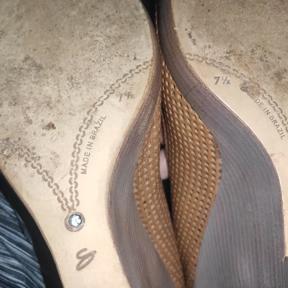 Corso Como Women's Harper Wedge Camel Leather 7.5